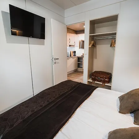 別荘 Serenity Premium Mobile Homes-3 Bedroom Mostec